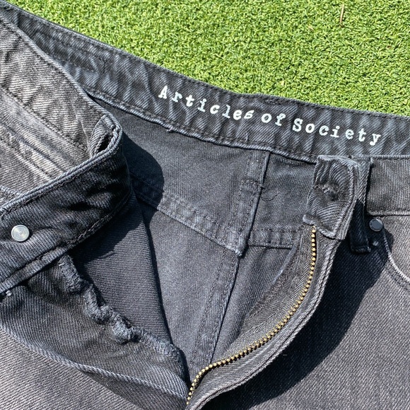 [Articles of Society] Black Cutoff Shorts - Picture 2 of 5
